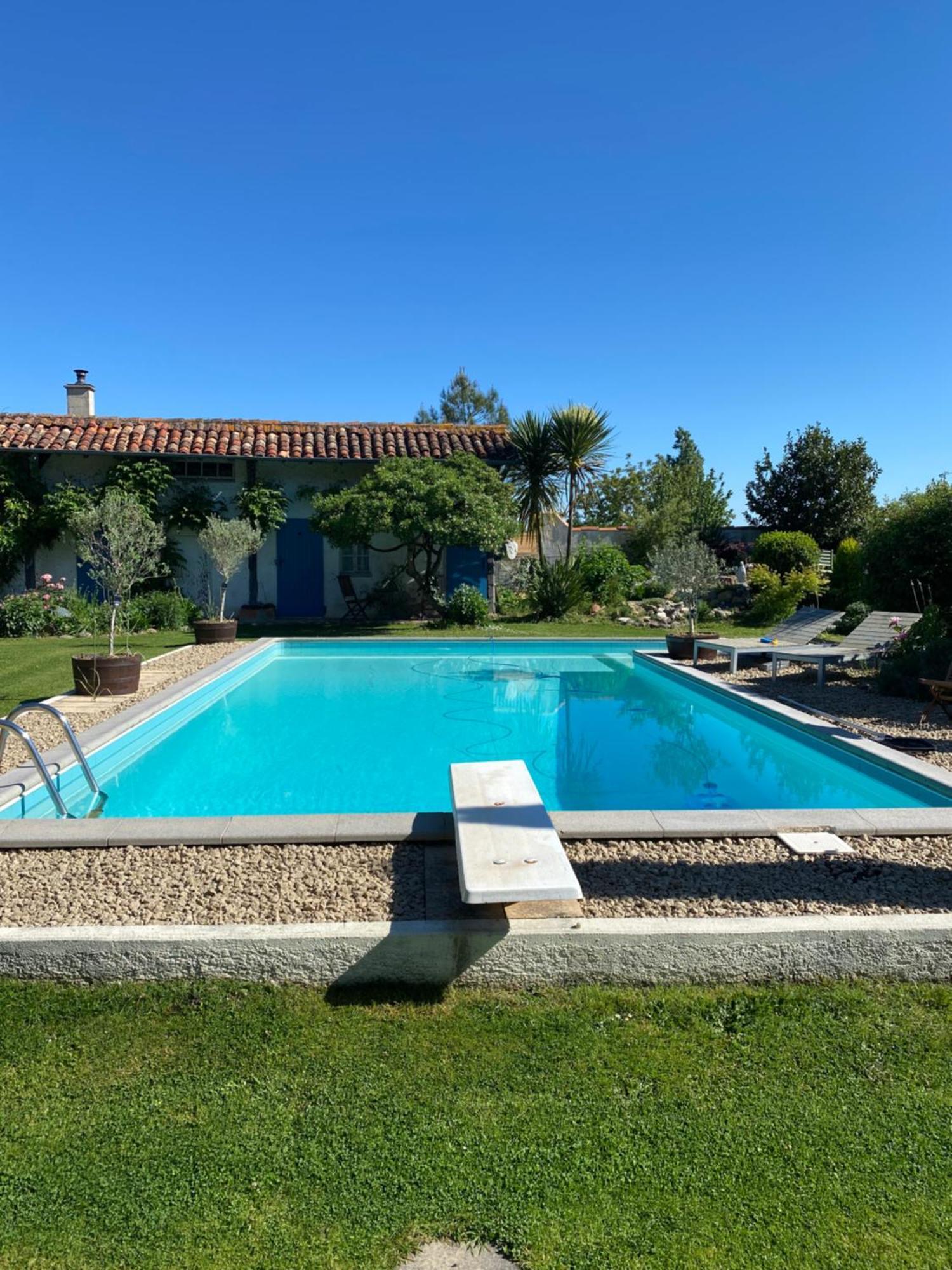 Domaine Du Tafiart Bed & Breakfast Sarron Exterior photo
