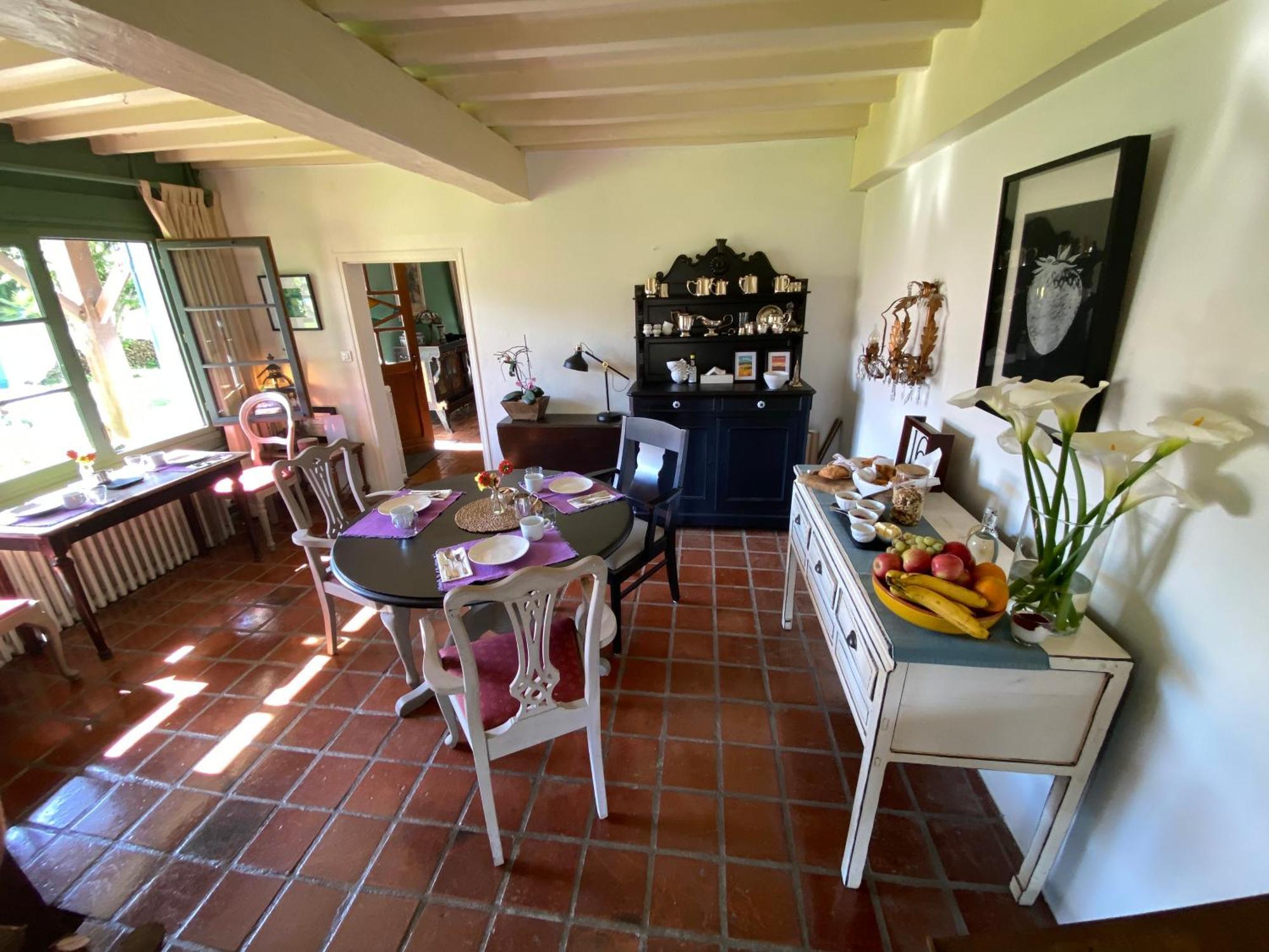 Domaine Du Tafiart Bed & Breakfast Sarron Exterior photo
